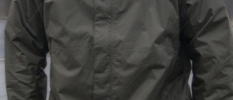This is a rain jacket with the kind of zipper I'm looking for.